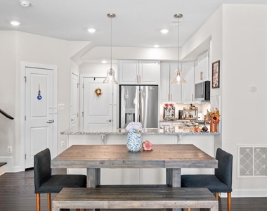 44674 Provincetown Drive - Photo Thumbnail 10