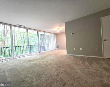 4360 Ivymount Court - Photo Thumbnail 11