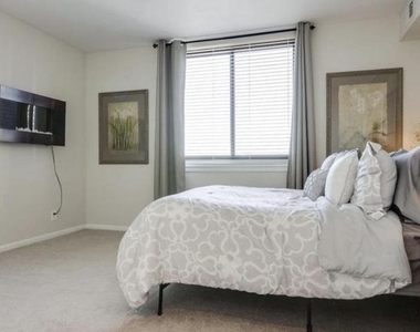 5505 Seminary Road - Photo Thumbnail 13