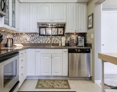 5505 Seminary Road - Photo Thumbnail 14