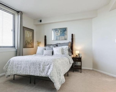 5505 Seminary Road - Photo Thumbnail 8