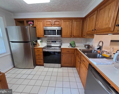8332 Rocky Forge Court - Photo Thumbnail 2