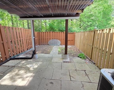 8332 Rocky Forge Court - Photo Thumbnail 15