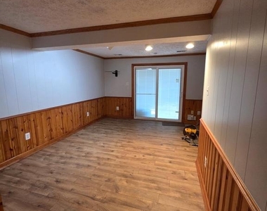 8332 Rocky Forge Court - Photo Thumbnail 12