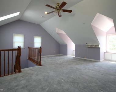 6032 Kelsey Court - Photo Thumbnail 13