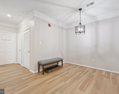 6551 Grange Lane - Photo Thumbnail 15
