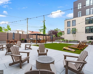 701 N Henry Street - Photo Thumbnail 29
