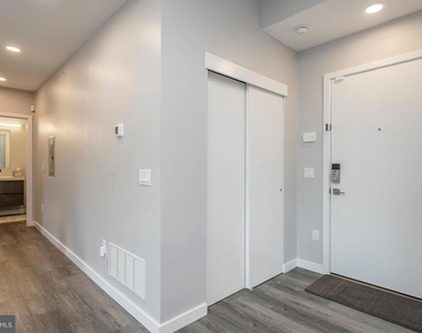 1501 N 31st Street - Photo Thumbnail 17