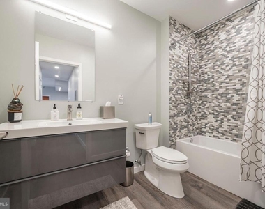 1501 N 31st Street - Photo Thumbnail 12