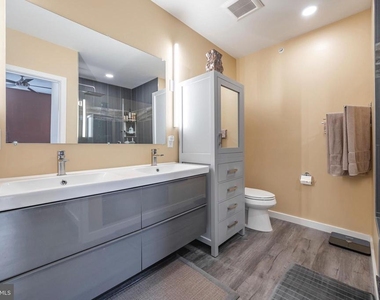 1501 N 31st Street - Photo Thumbnail 11