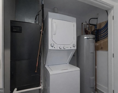 3933 Powelton Avenue - Photo Thumbnail 9