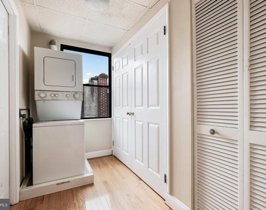 937 Christian Street - Photo Thumbnail 14