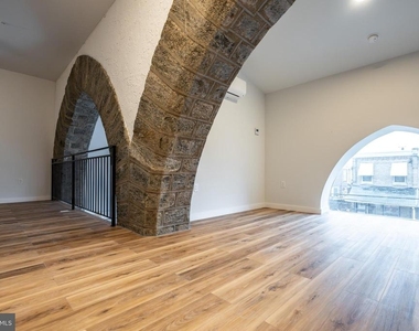 6400 Haverford Avenue - Photo Thumbnail 9