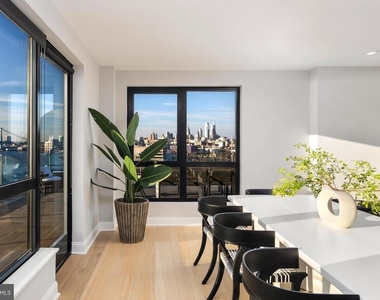 1325 N Beach Street - Photo Thumbnail 3