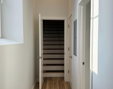 6400 Haverford Avenue - Photo Thumbnail 4