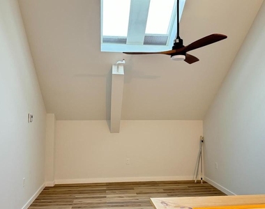 6400 Haverford Avenue - Photo Thumbnail 12