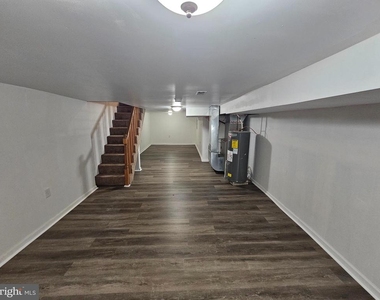 3025 Redner Street S - Photo Thumbnail 13