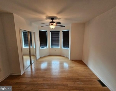 3025 Redner Street S - Photo Thumbnail 8