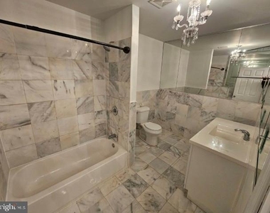 3025 Redner Street S - Photo Thumbnail 7