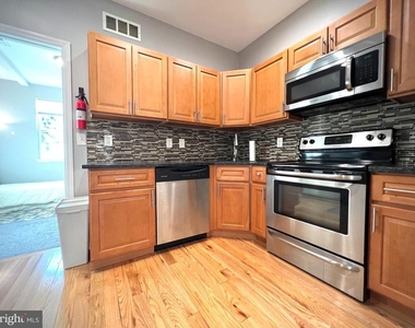 514 N 39th Street - Photo Thumbnail 8