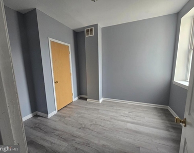 3412 N 16th Street - Photo Thumbnail 7