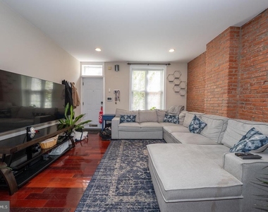 2747 Harper Street - Photo Thumbnail 5