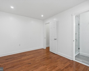 1006 Pine Street - Photo Thumbnail 10