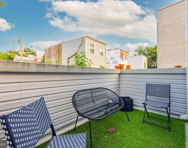 2137 N Darien Street - Photo Thumbnail 12