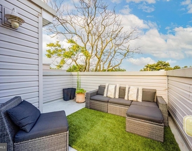 2137 N Darien Street - Photo Thumbnail 11