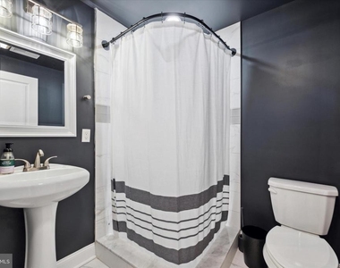 2137 N Darien Street - Photo Thumbnail 14