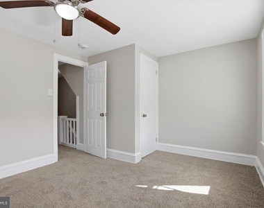 226 N Warren Street - Photo Thumbnail 19