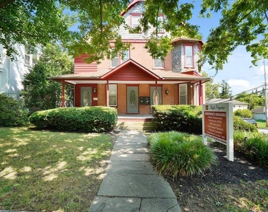 119 S Broad Street - Photo Thumbnail 4