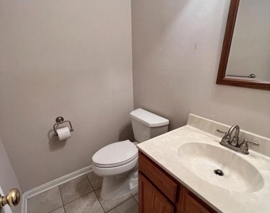 3303 Sterling Road - Photo Thumbnail 7
