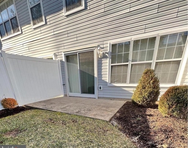 3303 Sterling Road - Photo Thumbnail 14