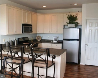 109 Village Way - Photo Thumbnail 2