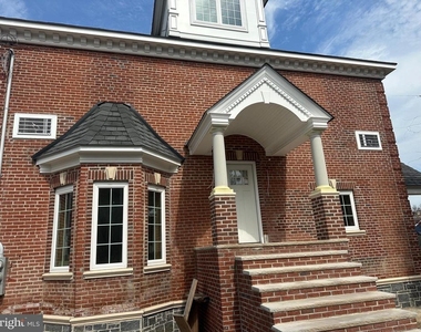 340 Connecticut Avenue - Photo Thumbnail 1