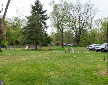 124 Washington Road - Photo Thumbnail 5