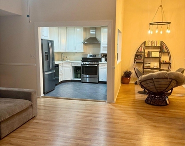 48 Chamberlin Court - Photo Thumbnail 3