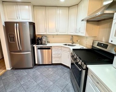 48 Chamberlin Court - Photo Thumbnail 2