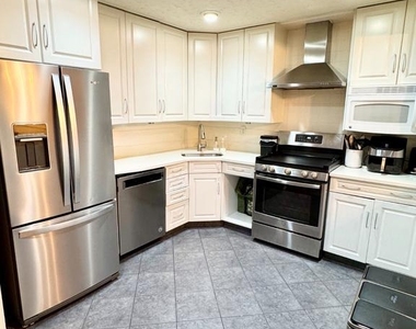48 Chamberlin Court - Photo Thumbnail 1