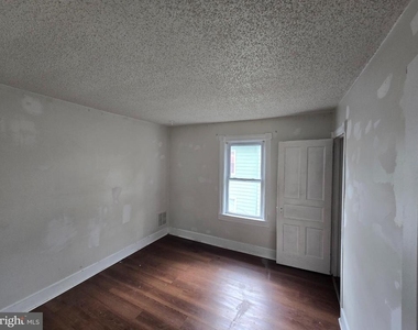 106 Main Street - Photo Thumbnail 13