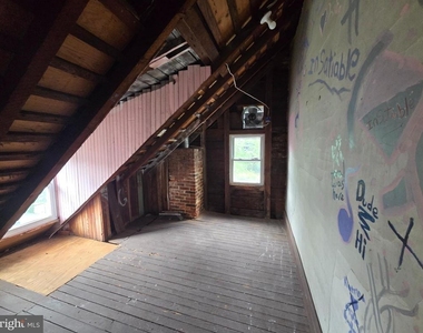 106 Main Street - Photo Thumbnail 18