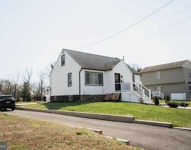 70 Sartori Avenue - Photo Thumbnail 1