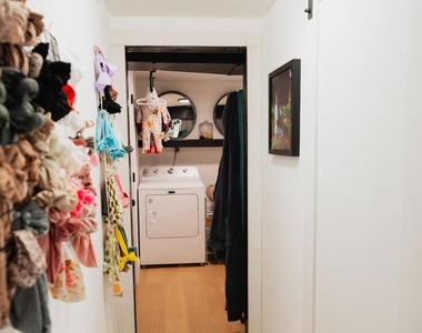 70 Sartori Avenue - Photo Thumbnail 28