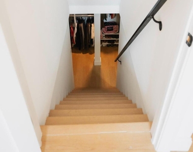 70 Sartori Avenue - Photo Thumbnail 17