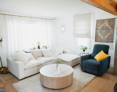 70 Sartori Avenue - Photo Thumbnail 4