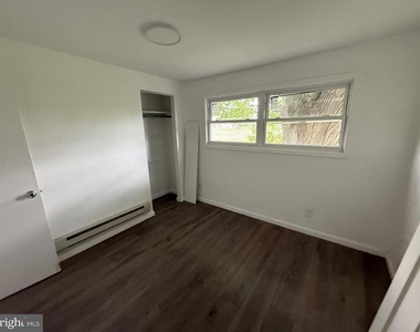 124 E Main Street - Photo Thumbnail 10