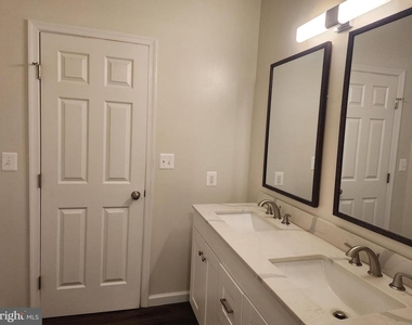 22848 Our Ladys Lane - Photo Thumbnail 16
