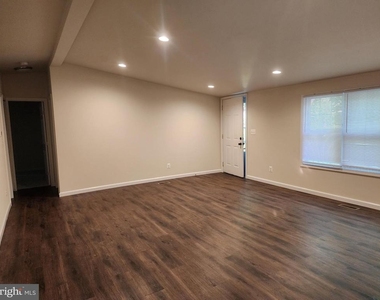 22848 Our Ladys Lane - Photo Thumbnail 4