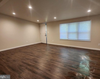 22848 Our Ladys Lane - Photo Thumbnail 3